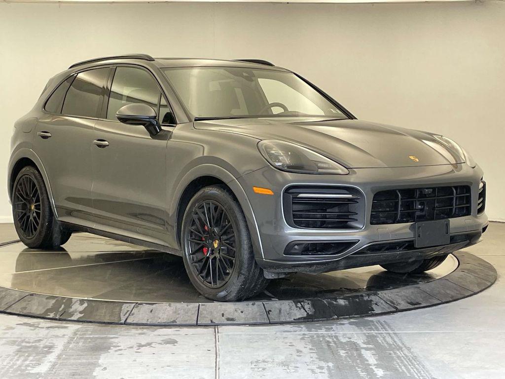 PORSCHE CAYENNE - 9