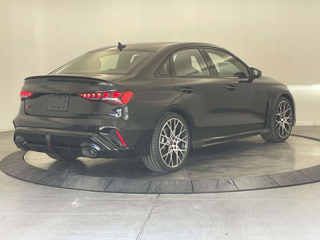 2026 AUDI RS 3 TFSI QUATTRO S TRONIC 照片 7