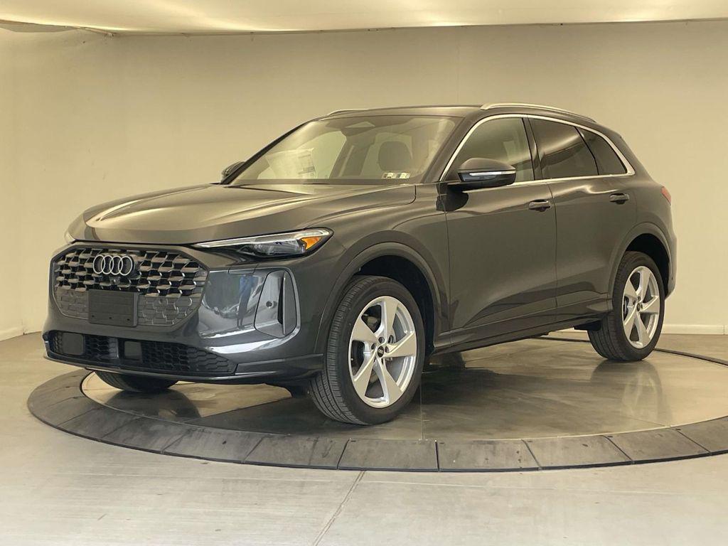 New 2025 Audi Q5 Premium Plus TFSI quattro S tronic