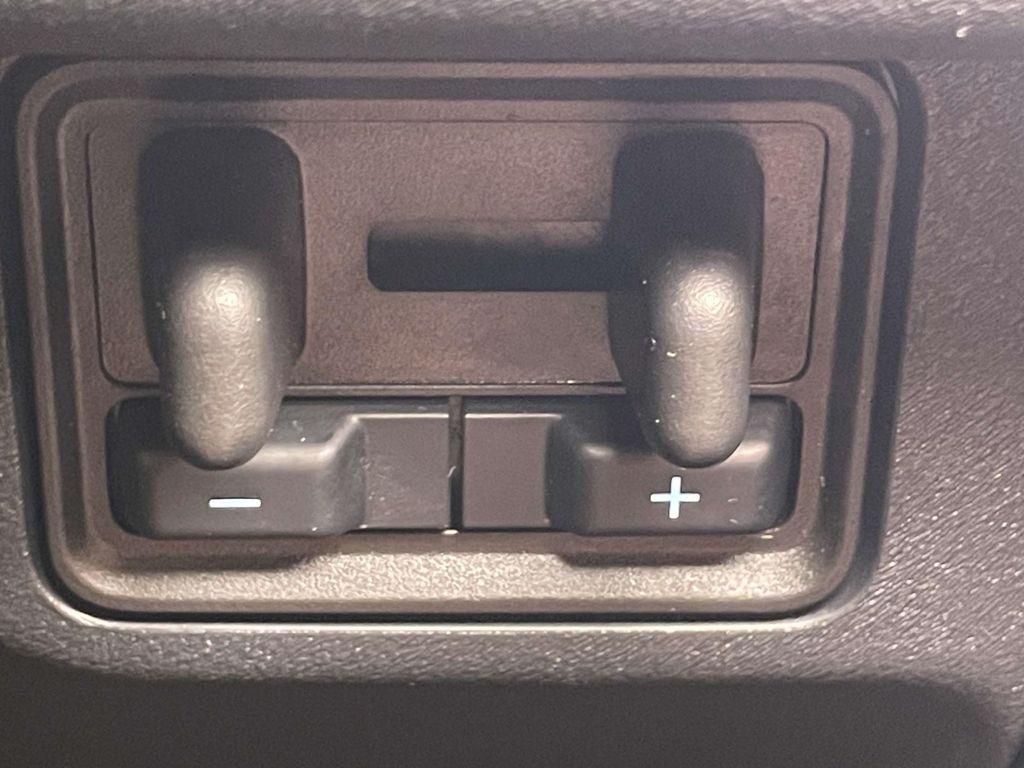 صورة مصغرة 43 لـ 2025 FORD EXPEDITION ACTIVE