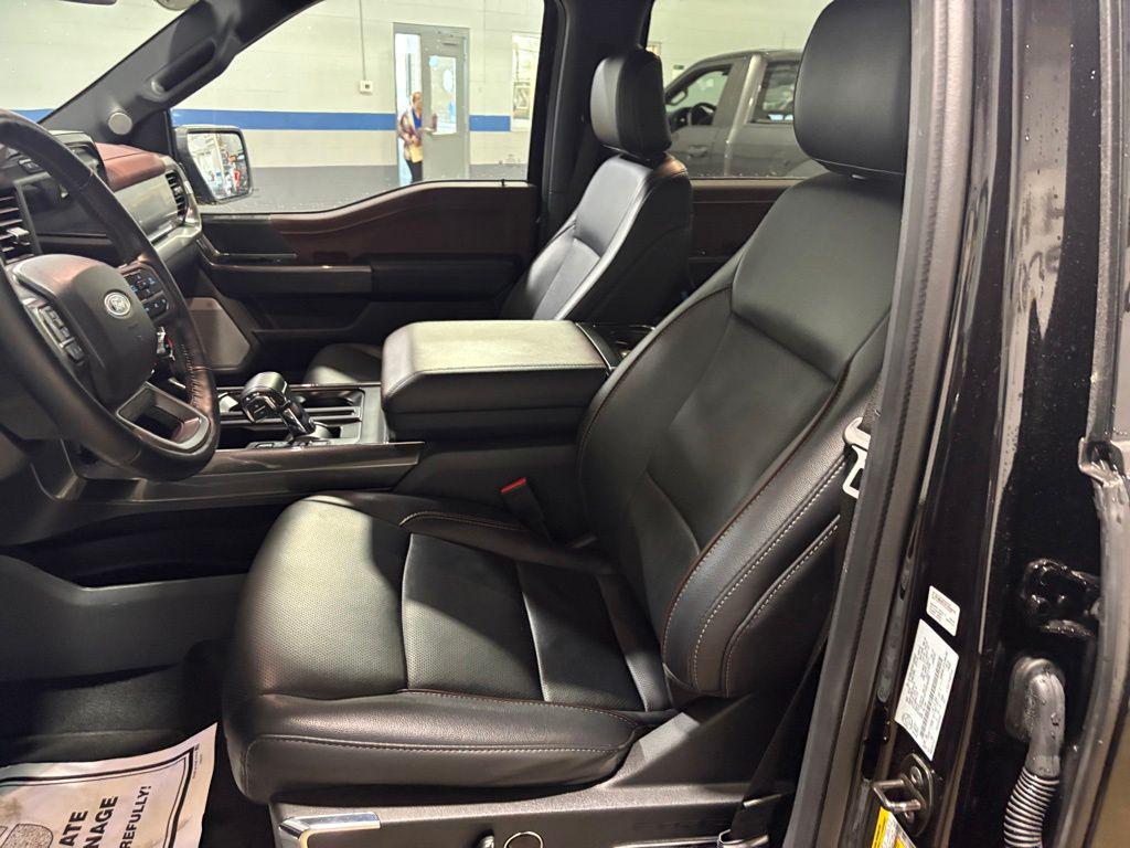 FORD F-150 LARIAT - 8