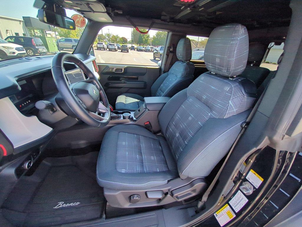 صورة مصغرة 17 لـ 2024 FORD BRONCO HERITAGE EDITION