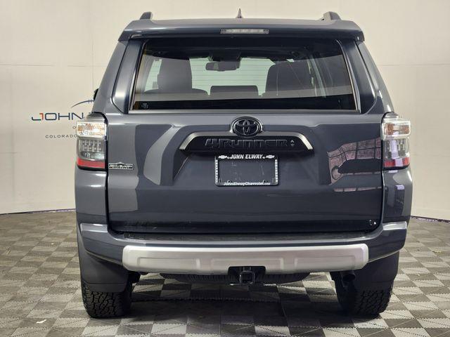 TOYOTA 4RUNNER - 6