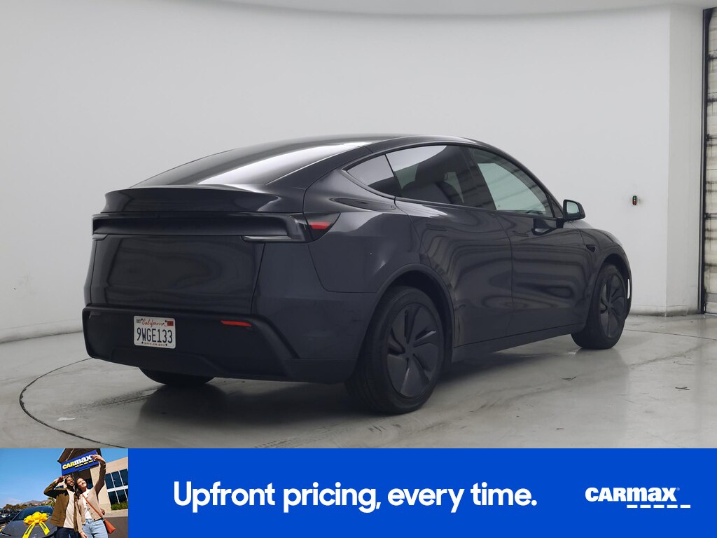 TESLA MODEL Y LONG RANGE - 10