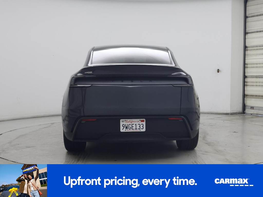 TESLA MODEL Y LONG RANGE - 7