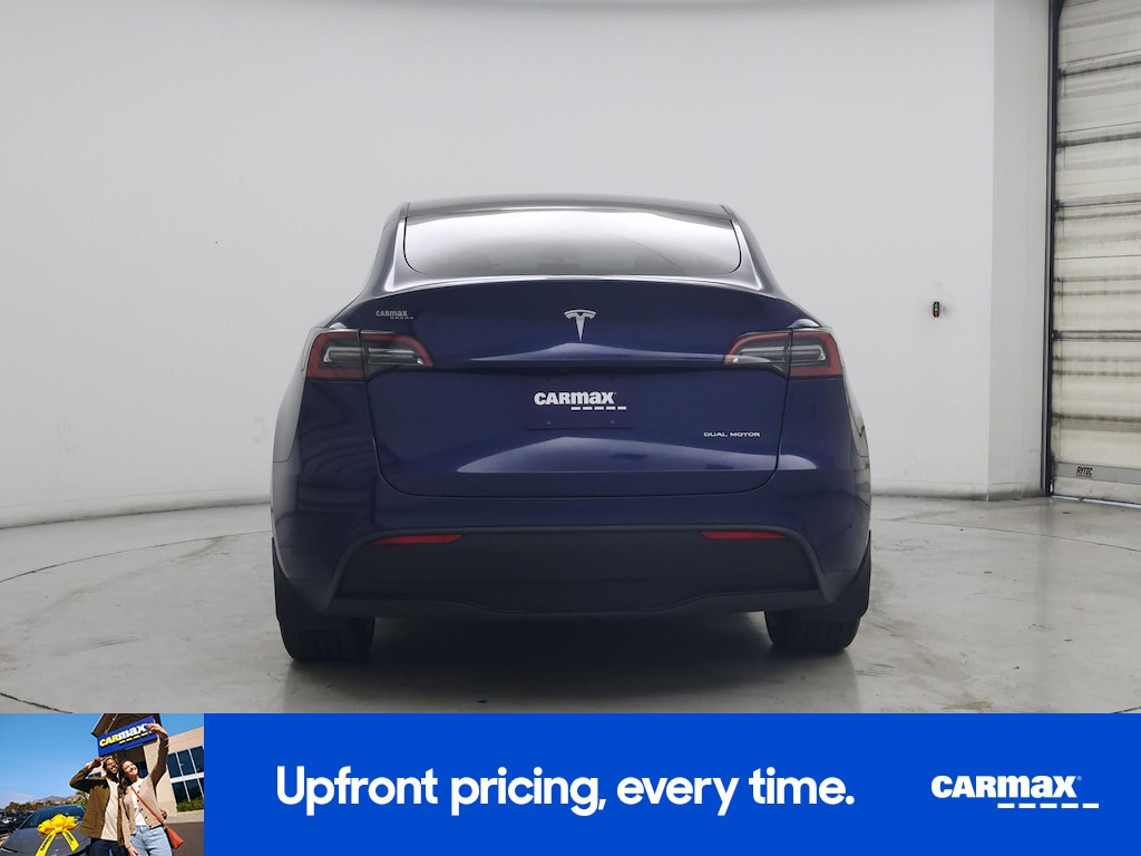 TESLA MODEL Y LONG RANGE - 7