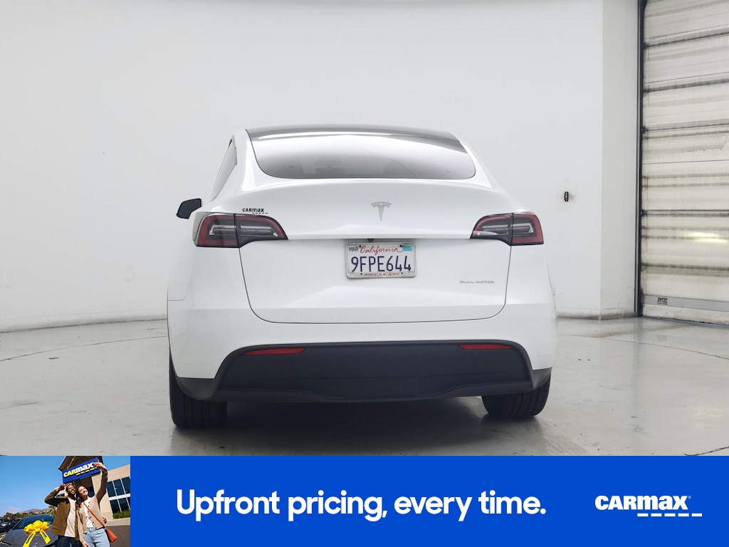 TESLA MODEL Y LONG RANGE - 7
