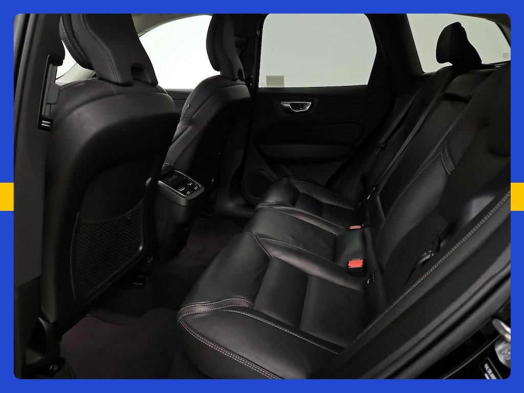 صورة 25 لـ 2022 Volvo XC60 B5 INSCRIPTION