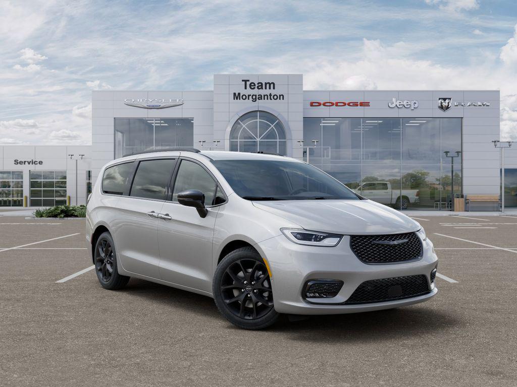 New 2026 Chrysler Pacifica L