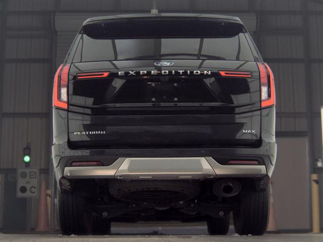 2025 FORD EXPEDITION MAX PLATINUM — фото 5