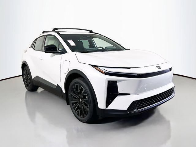 New 2026 Toyota C-HR XSE