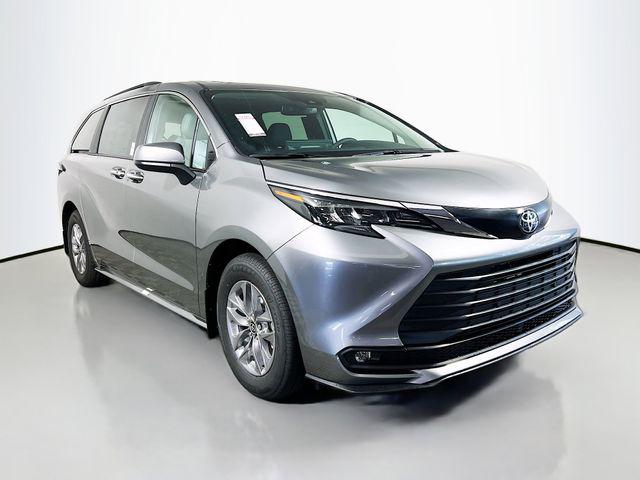 New 2026 Toyota Sienna XLE