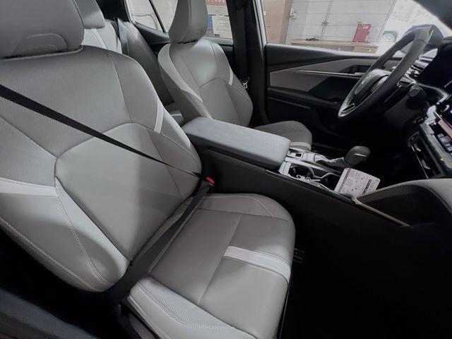 2026 Toyota CAMRY SE — миниатюра 28