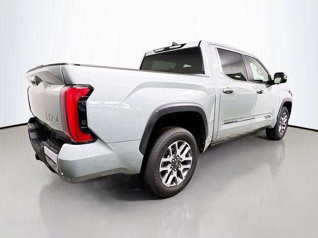 TOYOTA TUNDRA - 3