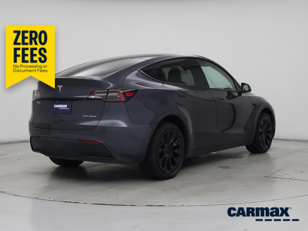 TESLA MODEL Y LONG RANGE - 10