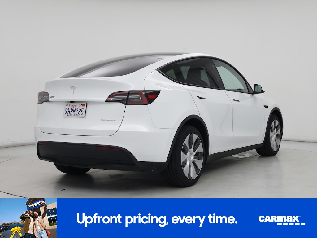 TESLA MODEL Y LONG RANGE - 10