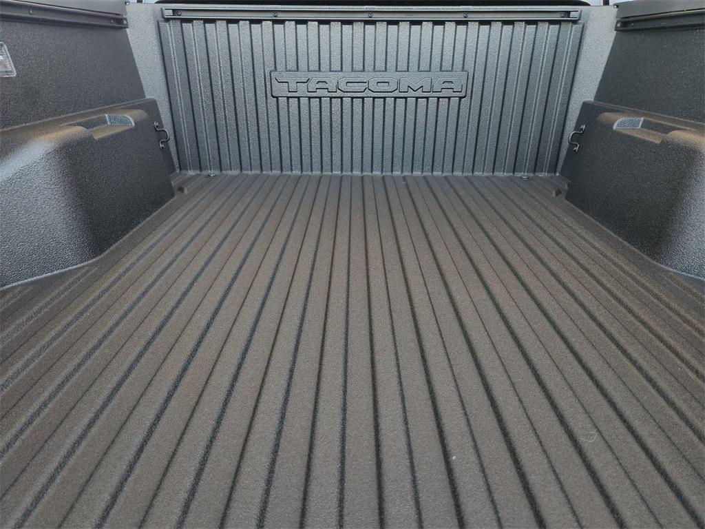 2026 Toyota TACOMA SR5 — миниатюра 23