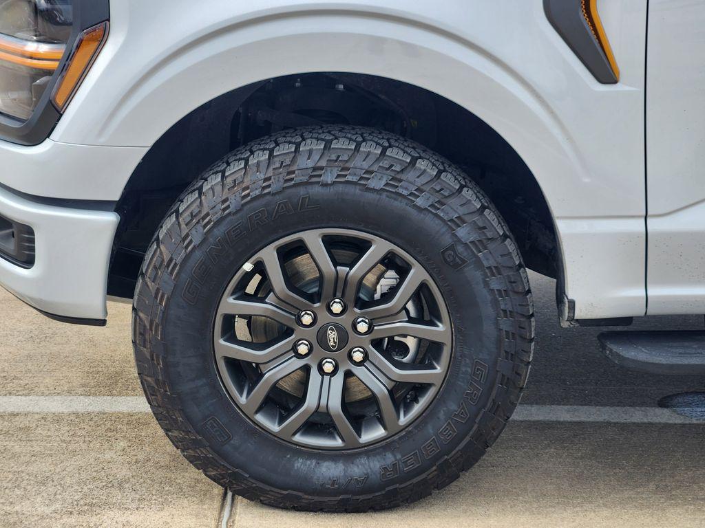 FORD F-150 TREMOR - 10