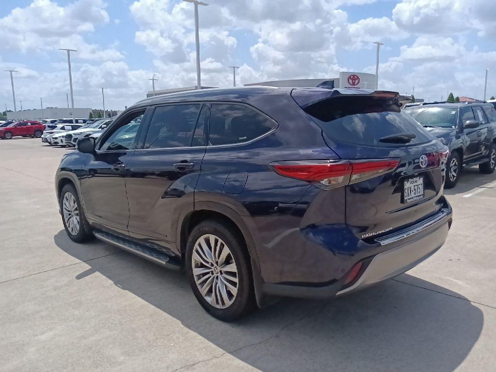 TOYOTA HIGHLANDER - 2