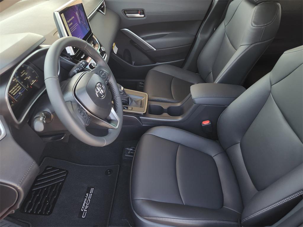 TOYOTA COROLLA CROSS - 9