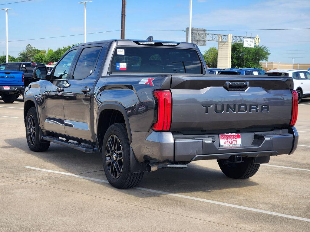 TOYOTA TUNDRA - 5