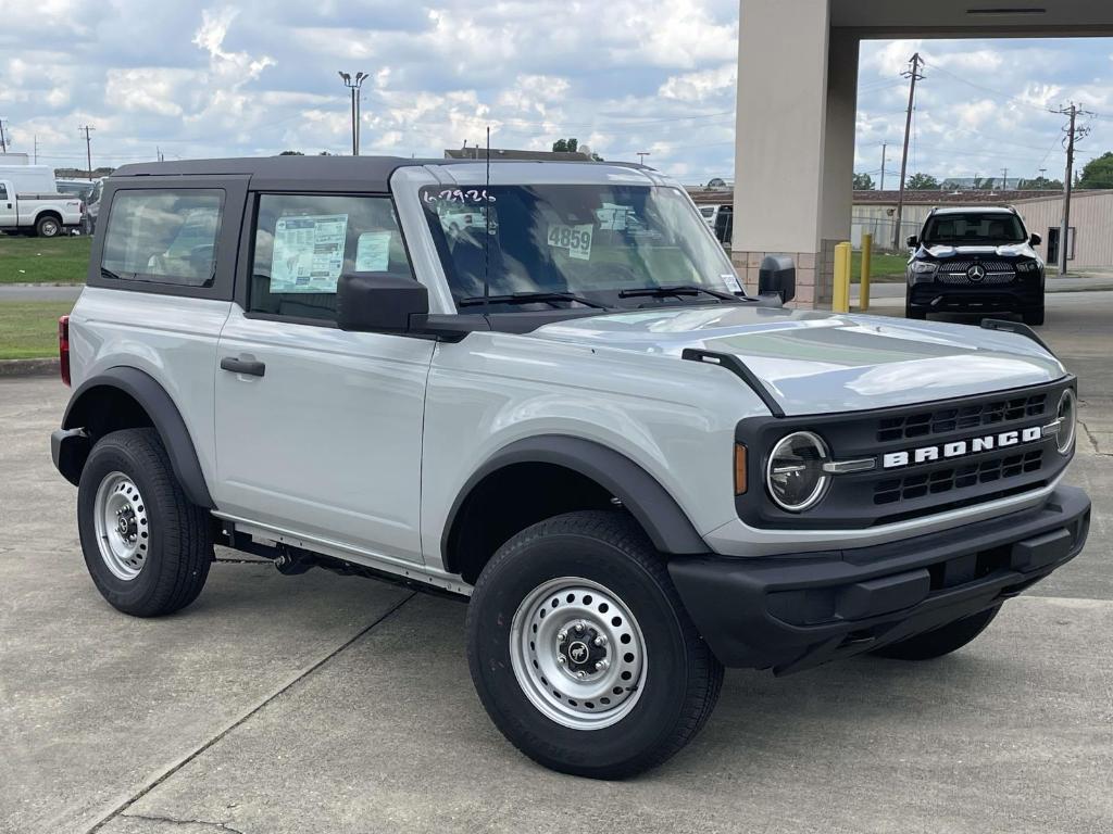 2026 FORD BRONCO BASE 照片 1