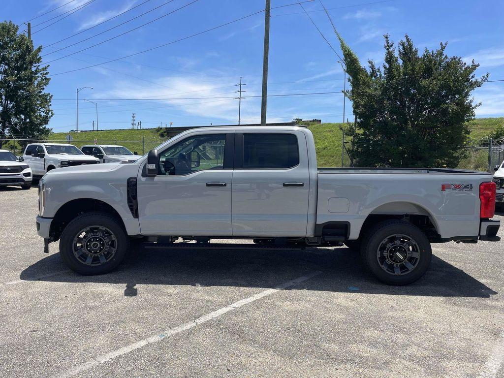 صورة 6 لـ 2026 FORD F-250 XL