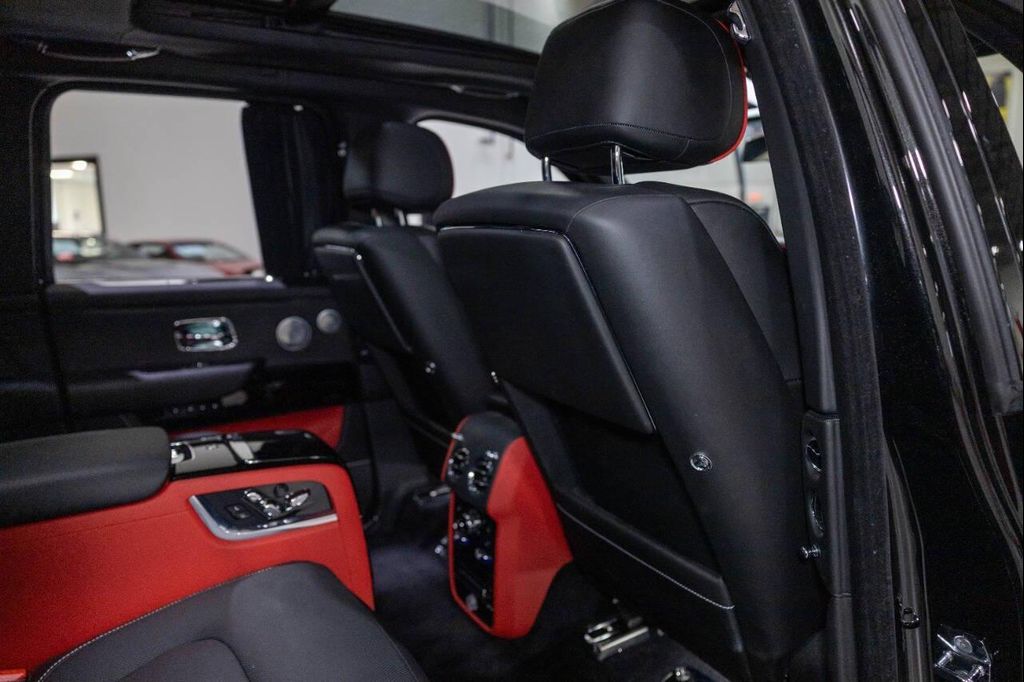 2020 ROLLS-ROYCE CULLINAN thumbnail 36