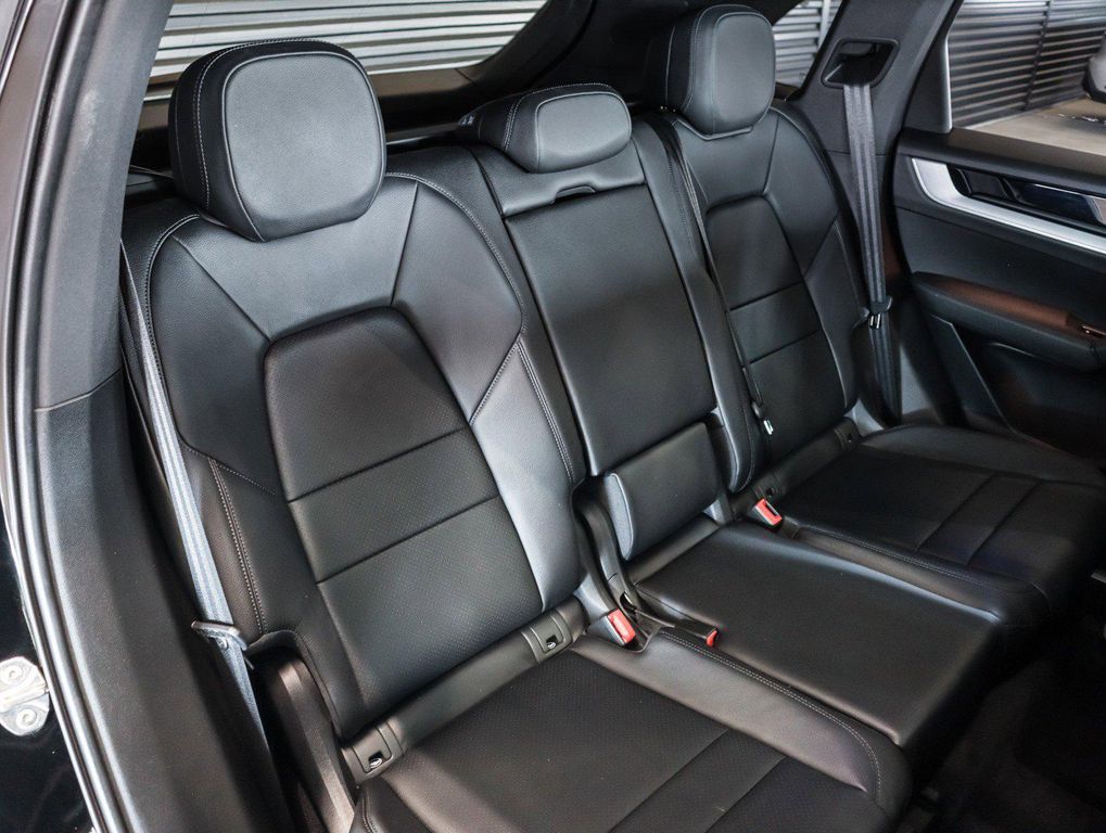 PORSCHE CAYENNE - 6