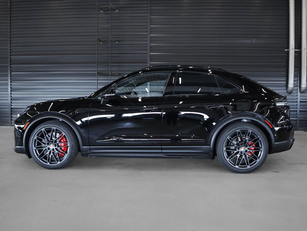صورة 2 لـ 2026 Porsche MACAN MACAN ELECTRIC GTS