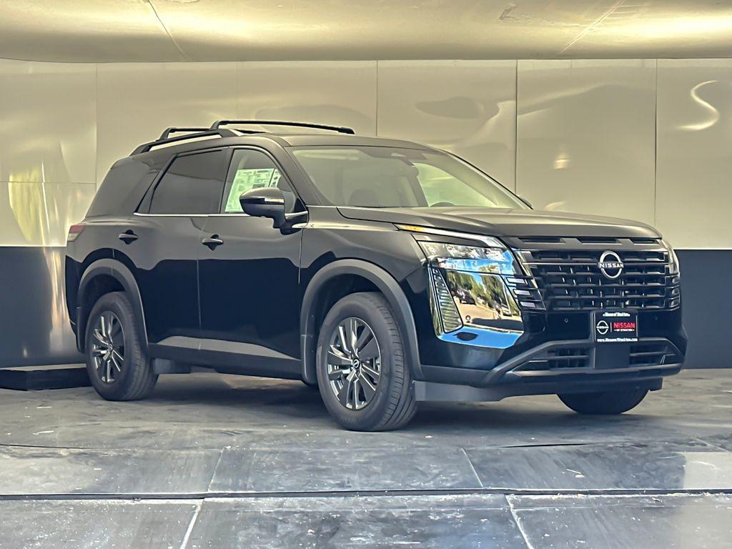 New 2026 Nissan Pathfinder SV