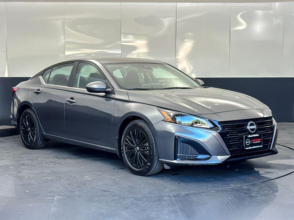 New 2026 Nissan Altima 2.5 SV