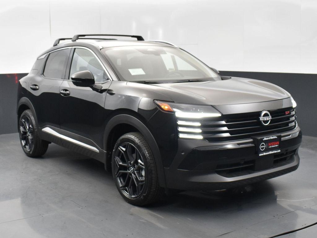 New 2026 Nissan Kicks SR