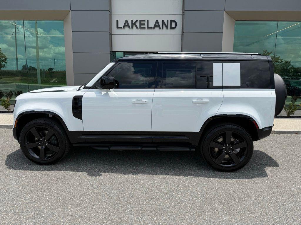 New 2026 Land Rover Defender P400 X-Dynamic SE
