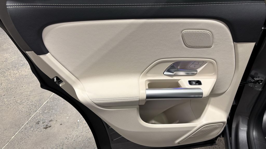 2026 Mercedes-BENZ GLA 缩略图 23