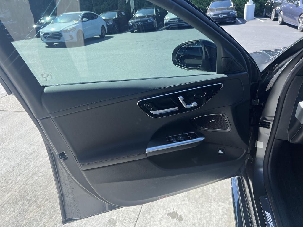 2026 Mercedes-BENZ AMG C 43 4MATIC 缩略图 14