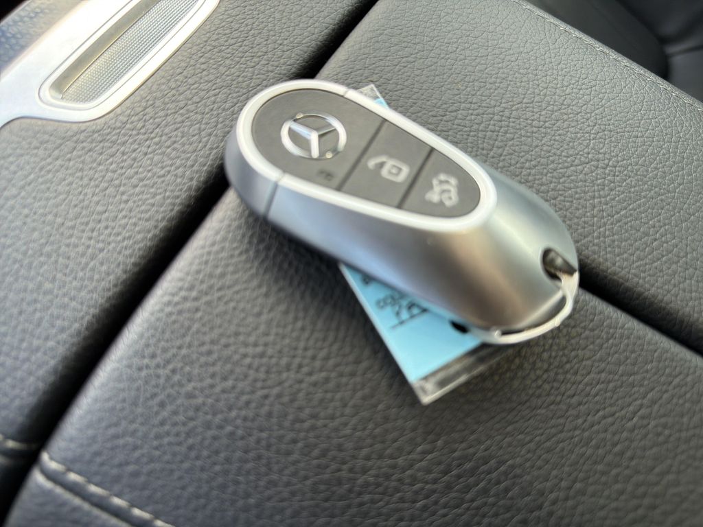 2023 Mercedes-BENZ EQE 缩略图 38