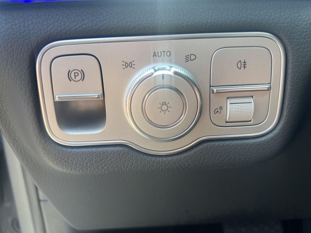 2025 Mercedes-BENZ GLE 缩略图 17