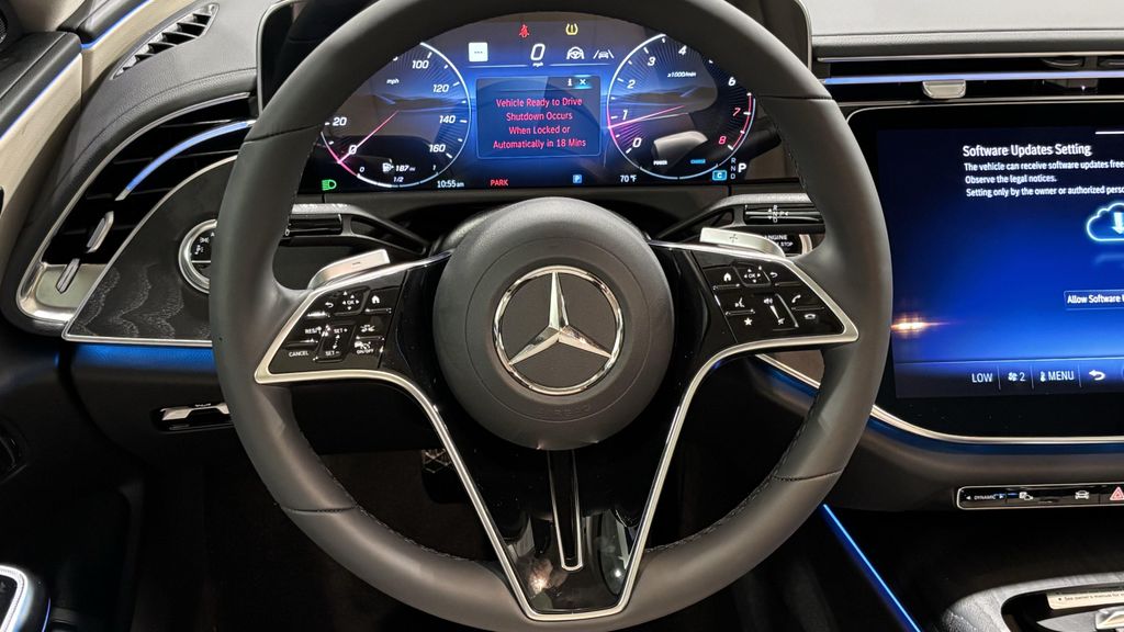 2026 Mercedes-BENZ E-CLASS — миниатюра 18
