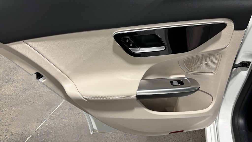 صورة مصغرة 23 لـ 2026 Mercedes-BENZ C-CLASS