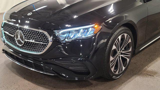 MERCEDES-BENZ E-CLASS - 8