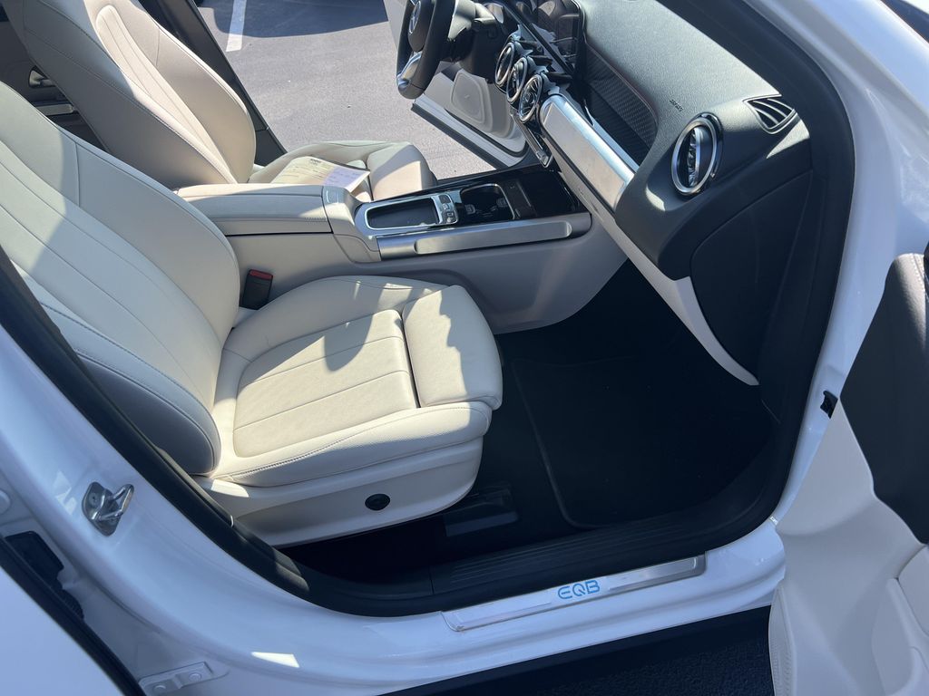 صورة مصغرة 33 لـ 2025 Mercedes-BENZ EQB