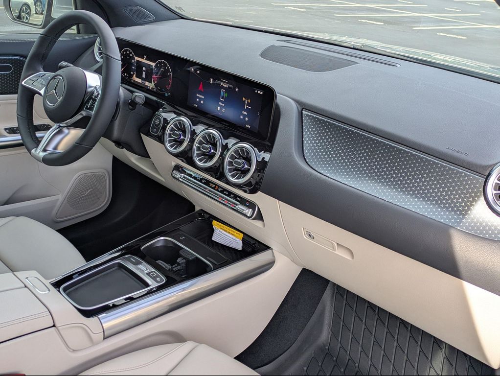 2026 Mercedes-BENZ GLA 缩略图 35