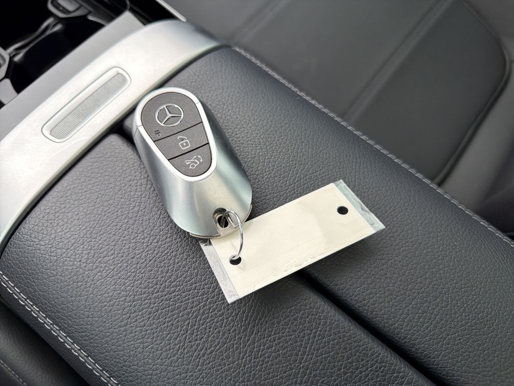 صورة مصغرة 38 لـ 2024 Mercedes-BENZ C-CLASS