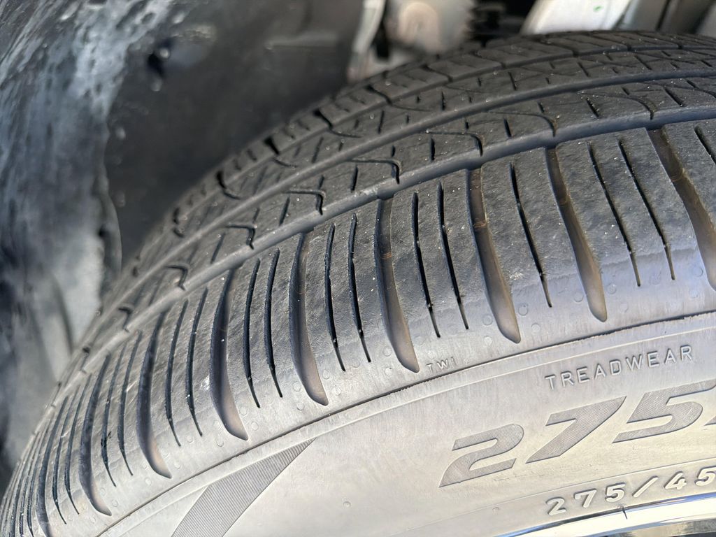 2025 Mercedes-BENZ GLS 缩略图 12