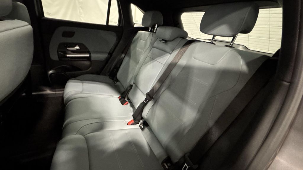 2026 Mercedes-BENZ GLA 缩略图 25