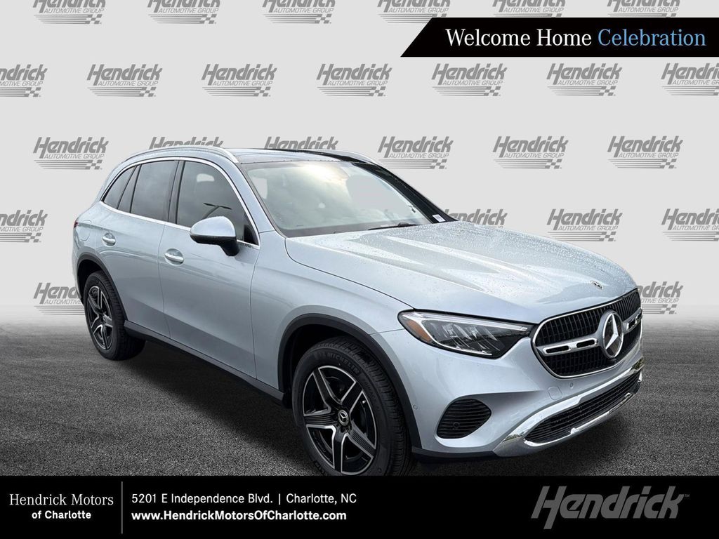 New 2026 Mercedes-Benz GLC 300 Base