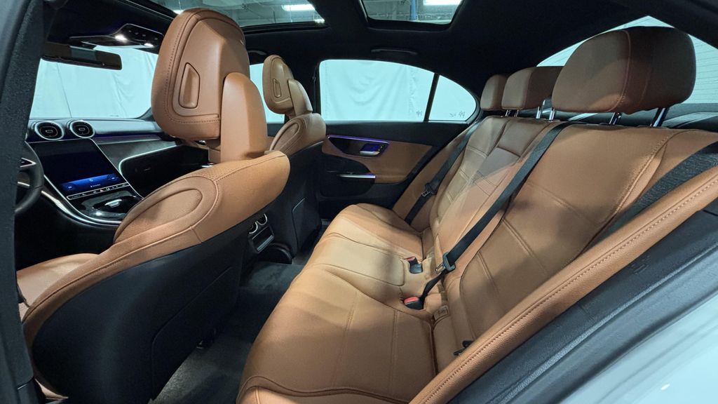 2026 Mercedes-BENZ C-CLASS — миниатюра 24