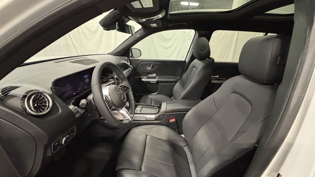 2026 Mercedes-BENZ GLB 缩略图 14