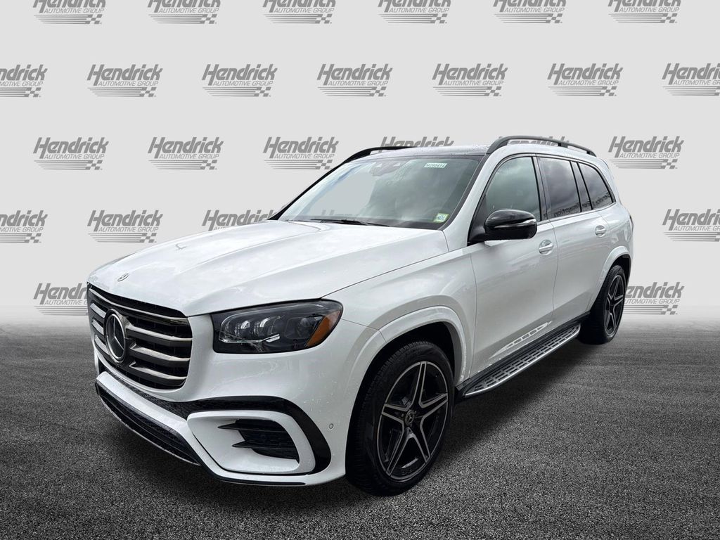 2026 Mercedes-BENZ GLS — фото 5